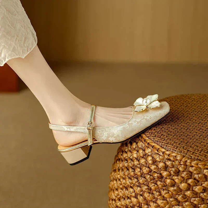 Mathilde – Chaussures élégantes pour femme avec détail floral