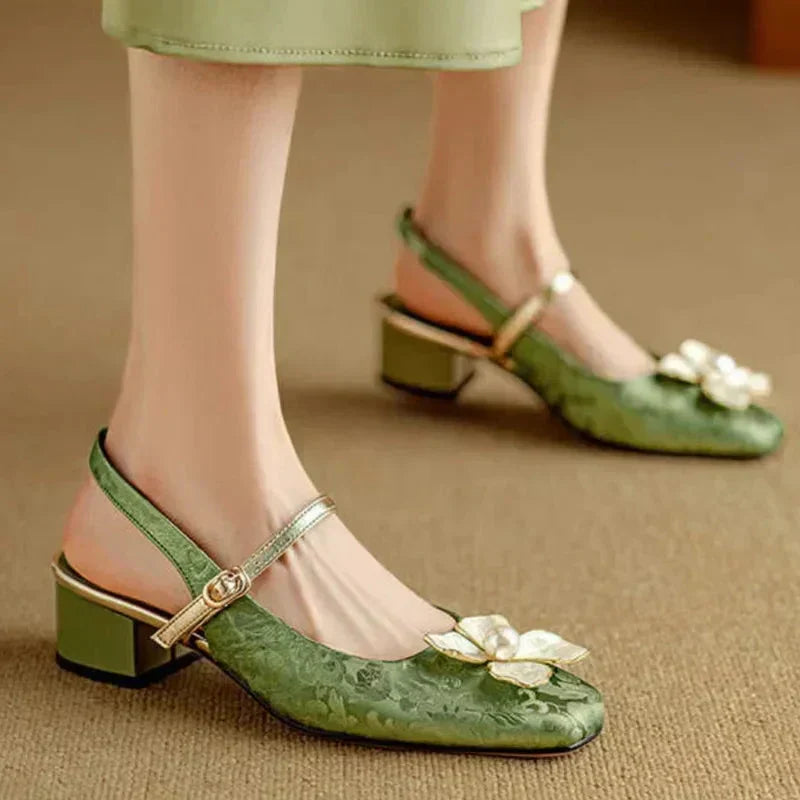 Mathilde – Chaussures élégantes pour femme avec détail floral