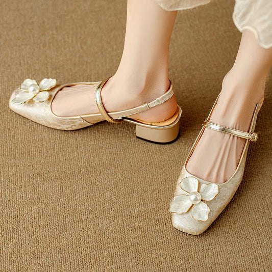 Mathilde – Chaussures élégantes pour femme avec détail floral